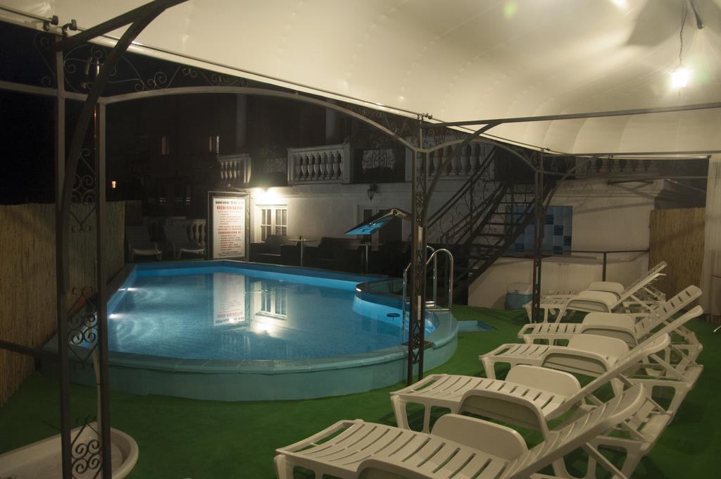 Hotel Kralj Vrnjačka Banja Zewnętrze zdjęcie