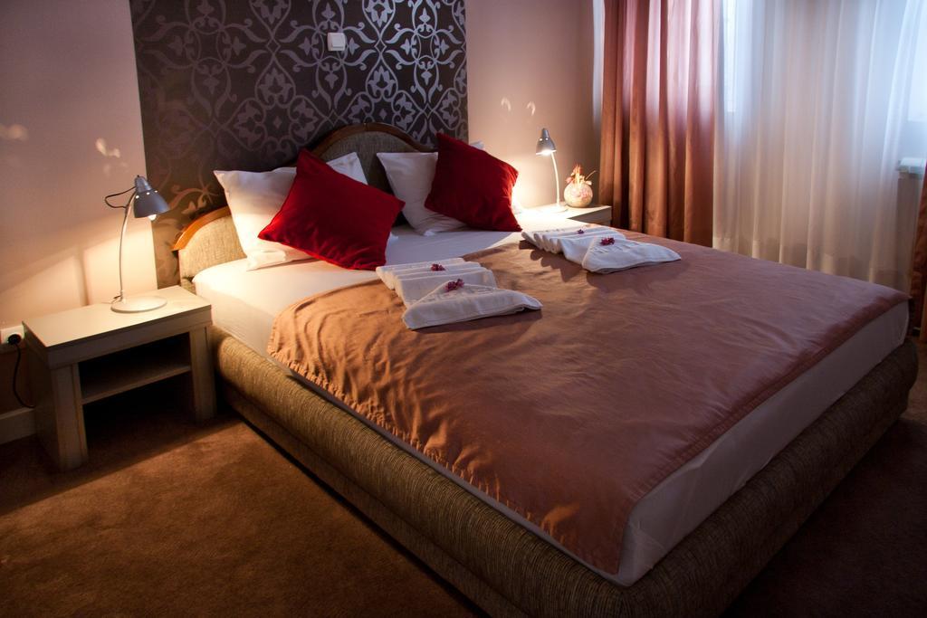 Hotel Kralj Vrnjačka Banja Pokój zdjęcie